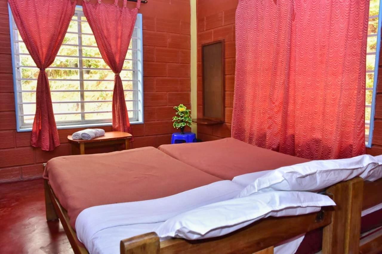 Eshwari Cottage Madikeri Zewnętrze zdjęcie